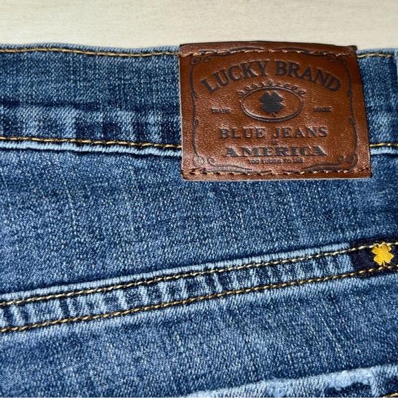 Lucky Brand Brooke Flare Jeans Women’s Size 6/28 Medium Wash Stretch Denim - Picture 8 of 12